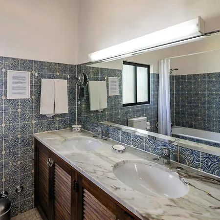 Casa Rouxinol Carvoeiro (Lagoa)